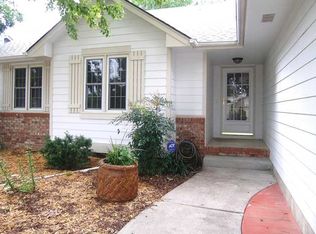 315 E Catalpa St, Derby, KS 67037