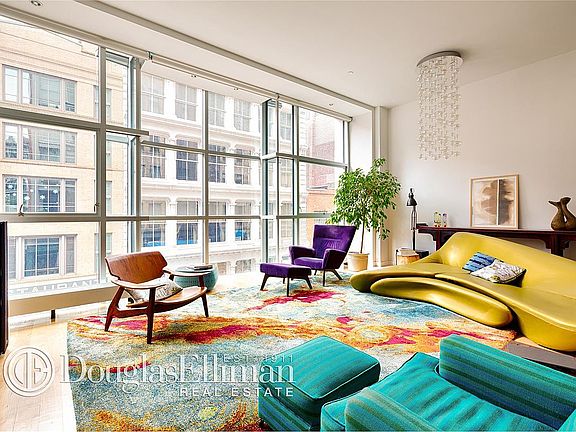 3rd image of 44 Mercer St #2NDFL