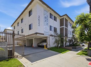 2622 S Hobart Blvd APT 14, Los Angeles, CA 90018