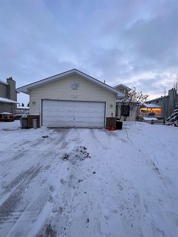 715 N High Country Dr NW