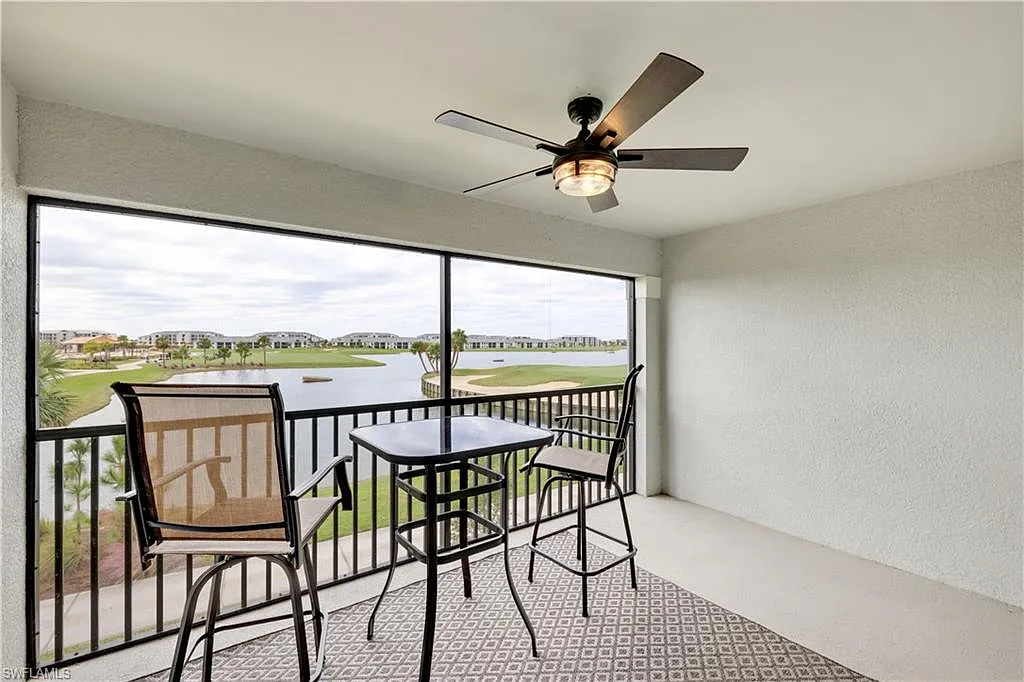 2 bed, 2.0 bath, 1366 sqft, $6,500 — Photo 2