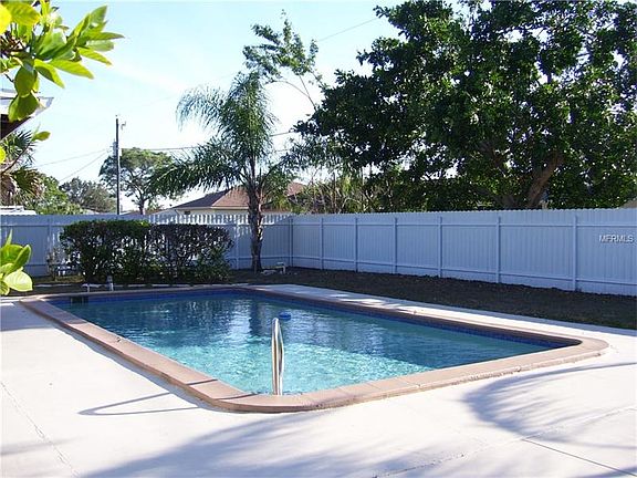 4th image of 2567 Lake View Blvd