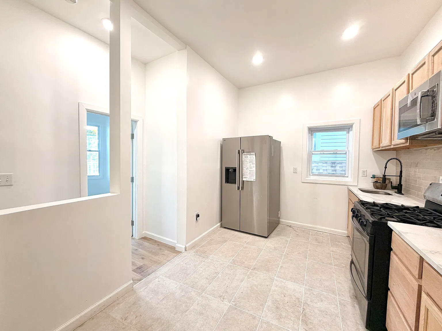 4 bed, $3,700 — Photo 3