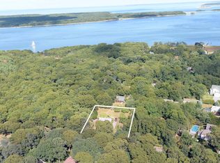 362 Ferry Rd, Sag Harbor, NY 11963