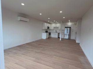1435 Rainbow Ln, Camano Island, WA 98282
