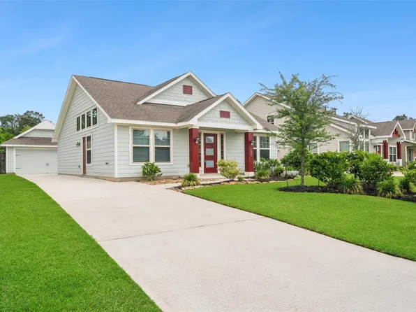 222 N Lynx Trl, Montgomery, TX 77316