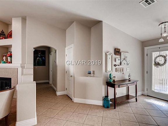 5th image of 3416 Majestic Sand Ave