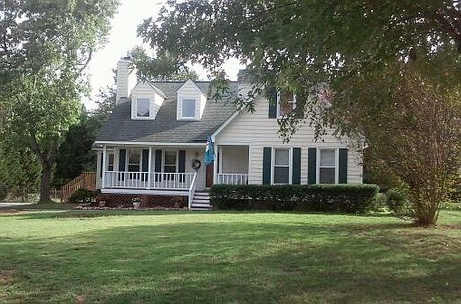 Front Yard View
						:
						Front Yard View