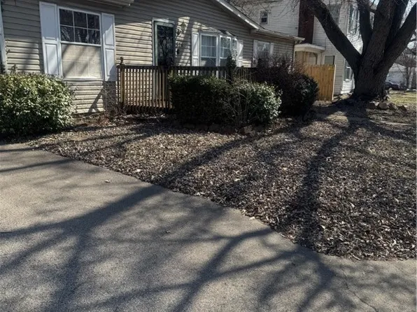 516 N Central Ave, Paris, IL 61944