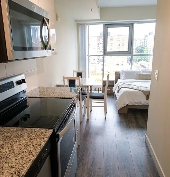257-1 Hemlock St #523 — Photo 1