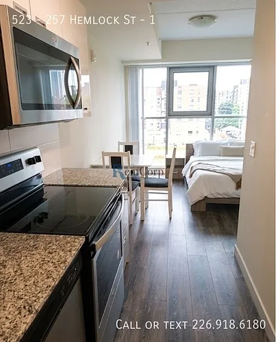 257-1 Hemlock St #523 Photo 1