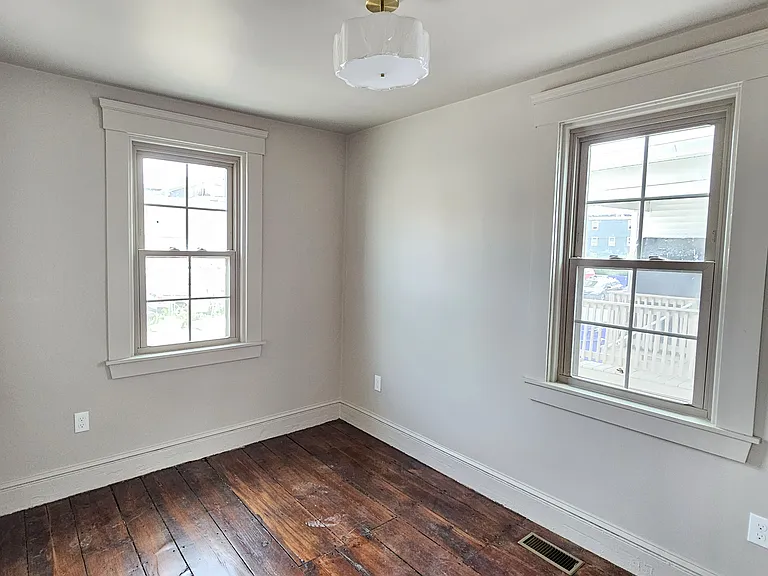 203 Federal St — Photo 6