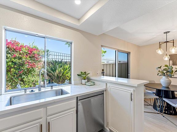 4th image of 3145 Loma Verde Dr APT 13