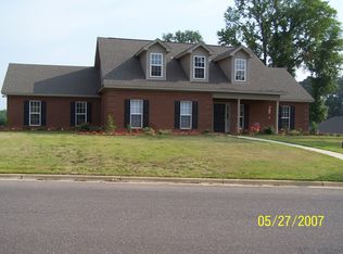 123 Live Oak Dr, Prattville, AL 36067