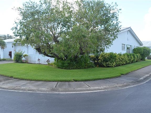 4th image of 9196 34th Way N