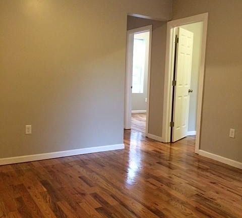 3rd image of 264 E 2nd St APT 13