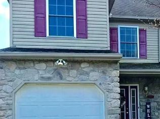 1720 Brookstone Dr, Alburtis, PA 18011