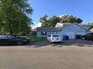 230 Thomson Ln #1, Oregon, WI 53575