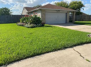 3710 Duquesne Ln, Pasadena, TX 77505
