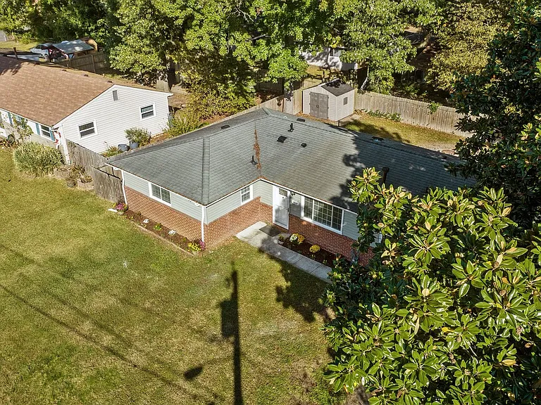 408 Lineberry Rd — Photo 47