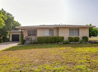 2963 Marys Ln, Fort Worth, TX 76116