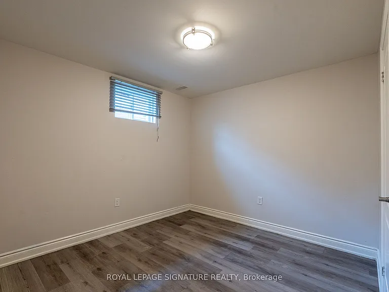 5385 Durie Rd #LOWER — Photo 15