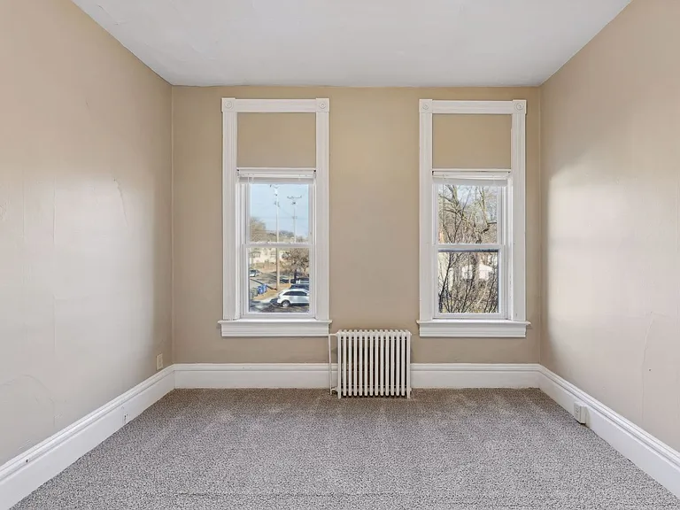 938 - 940 East 3rd Street — Photo 18