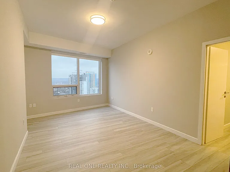 20 George St #2409 — Photo 12
