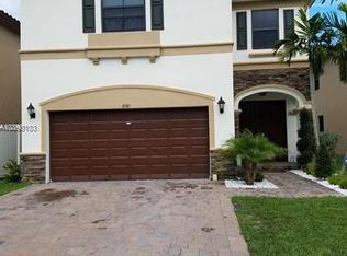 8581 W 33rd Ave, Hialeah, FL 33018