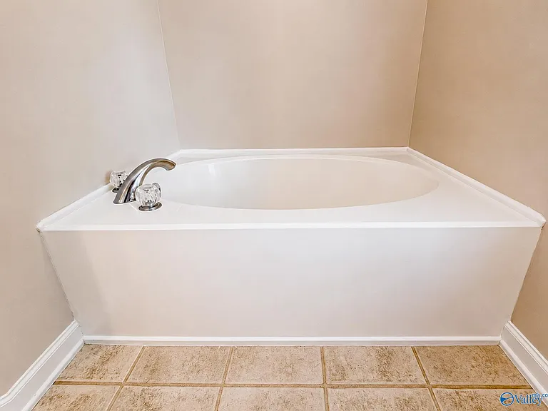115 Bremerton Dr SW — Photo 14