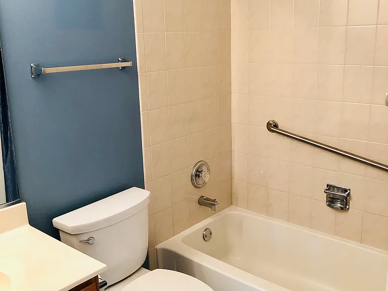 8225 Ripple Rdg — Photo 10