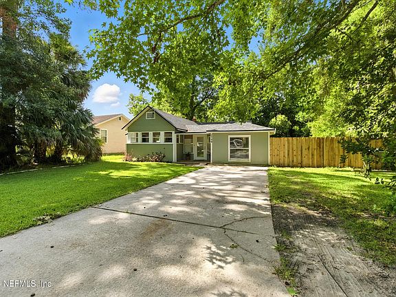 3rd image of 1740 PARKWOOD Street