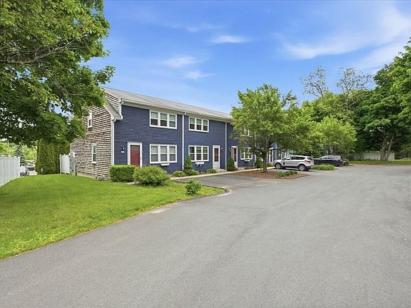 2nd image of 31 Dublin Ct #2