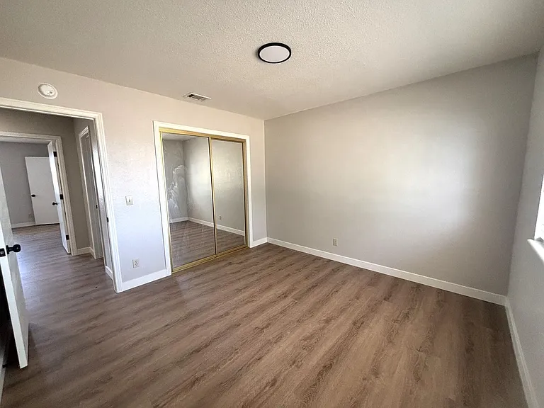 20312 Dean Ct — Photo 16