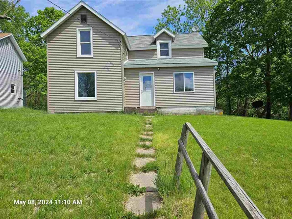 410 Locust St, Columbus Junction, IA 52738