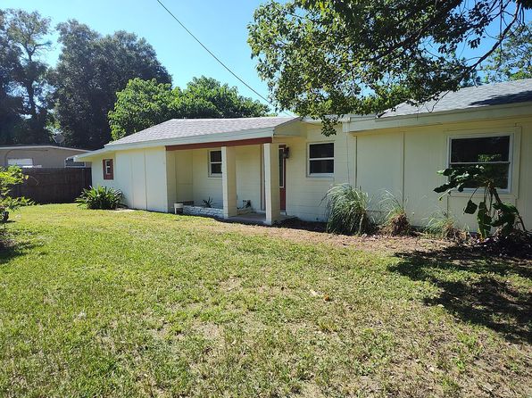 6923 King Arthur Rd N