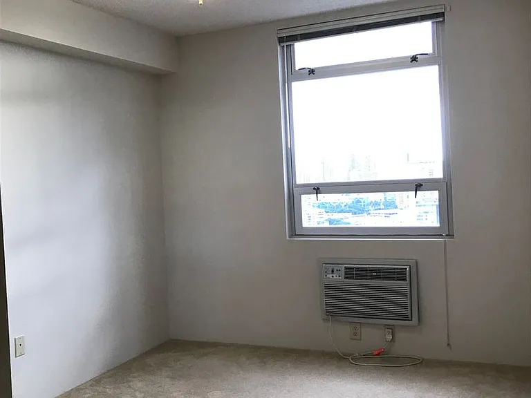 1315 Kalakaua Ave #2406 — Photo 9
