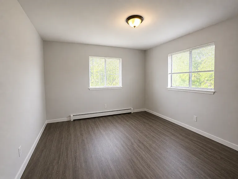 O-680 Lake Michigan Dr NW — Photo 9