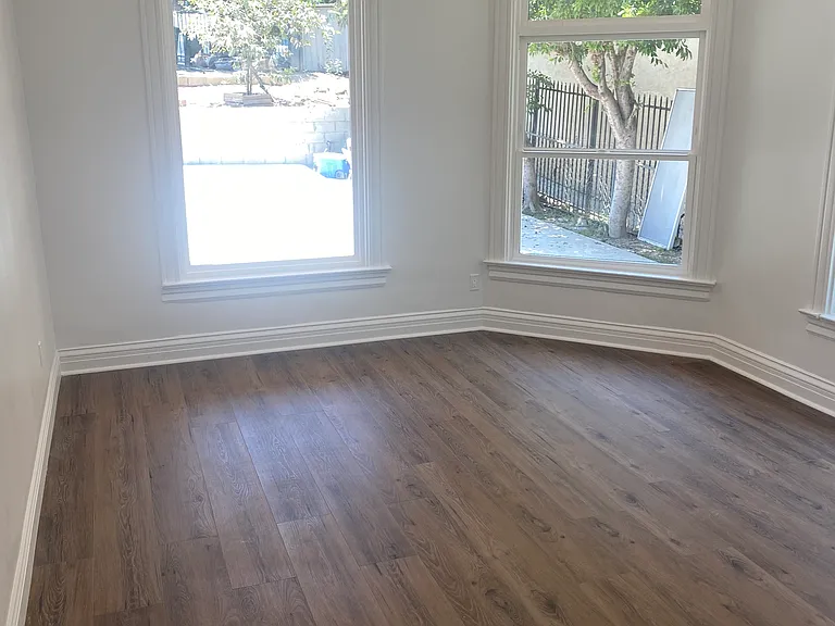437 Coronado Ter #1/2 — Photo 24