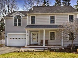 6 Upland Rd, Newburyport, MA 01950