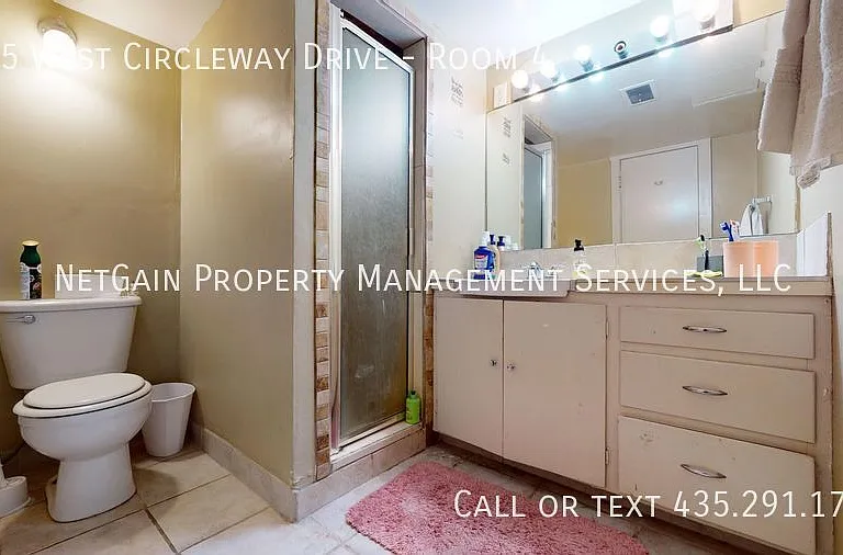 405 W Circleway Dr #4 — Photo 19