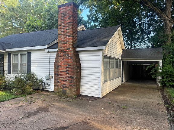 2nd image of 510 E College St