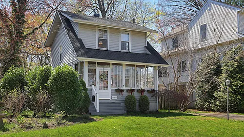 203 Edgar Ave Photo 1