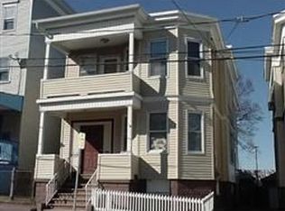 128 Bellingham St, Chelsea, MA 02150