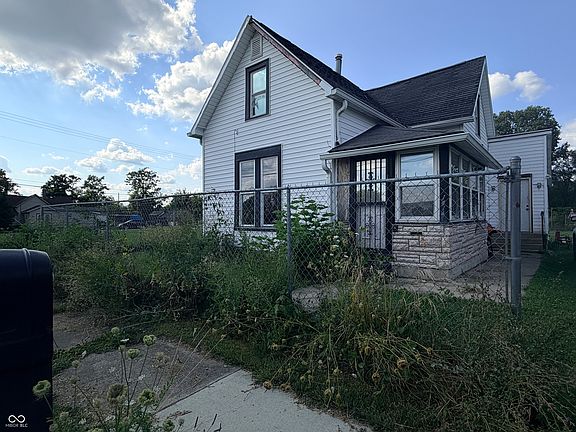5th image of 1414 E 8th St