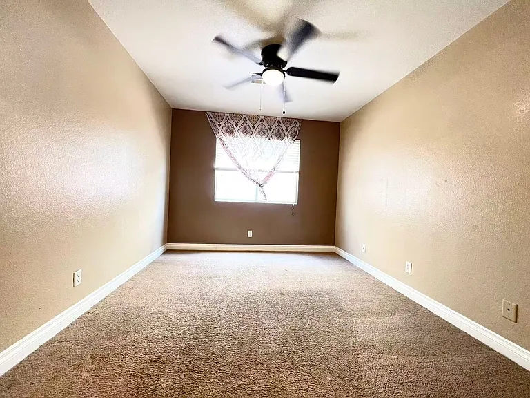 8248 Aqua Spray Ave — Photo 18
