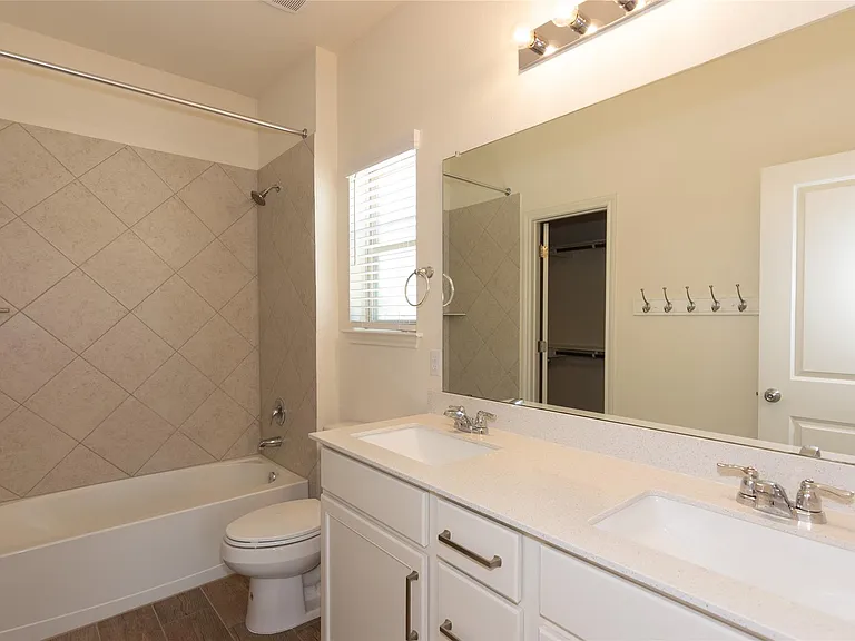 1732 Lakota Ln — Photo 18