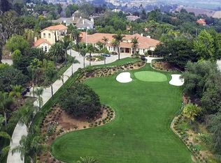 28 Country Glen Rd, Fallbrook, CA 92028