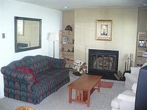3rd image of 306 Edgewater Dr #306