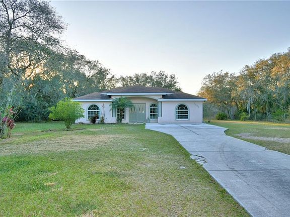 3rd image of 3995 Longhorn Dr